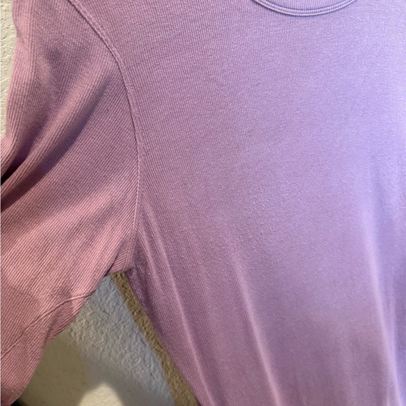 Lululemon hold tight long sleeve shirt - Picture 5 of 5